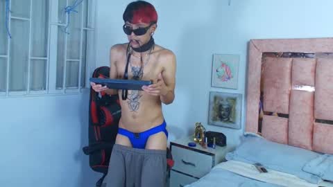 Snapshot of demiansalvatore chatting on December 2025 10:14:01 PM Demian and Salvatore online show from December 2025 10:14:01 PM