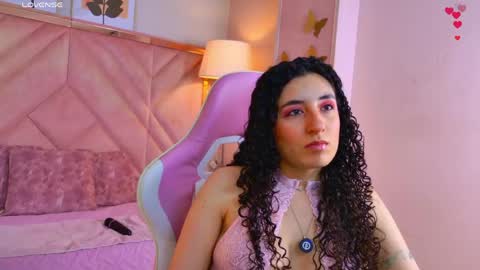 Snapshot of demijones_ chatting on May 2026 04:32:02 AM Demi online show from May 2026 04:32:02 AM
