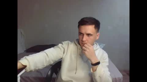 Snapshot of den4ik_sport chatting on April 2026 05:10:02 PM den4ik_sport online show from April 2026 05:10:02 PM