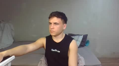 Snapshot of den4ik_sport chatting on May 2026 07:08:01 PM den4ik_sport online show from May 2026 07:08:01 PM