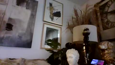 Snapshot of denboisvin2043 chatting on February 2025 12:05:02 PM denboisvin2043 online show from February 2025 12:05:02 PM