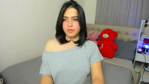 Snapshot of dencyleander chatting on May 2026 08:30:01 AM Demi online show from May 2026 08:30:01 AM