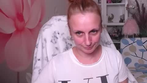 Snapshot of denhiey_here chatting on April 2026 05:30:01 PM denhiey online show from April 2026 05:30:01 PM