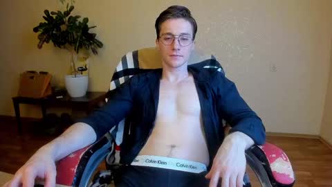 Snapshot of deni_boy99 chatting on February 2025 09:16:02 PM Deni online show from February 2025 09:16:02 PM