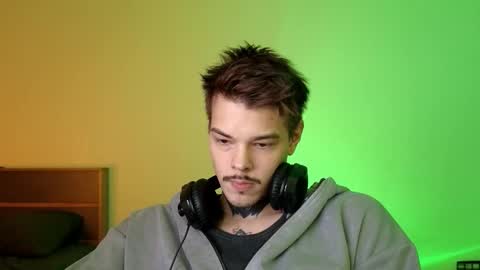 Denis online show from November 2025 12:54:02 AM