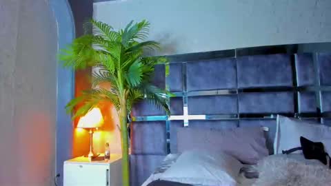 dennis_cox_ online show from February 2025 02:54:02 PM