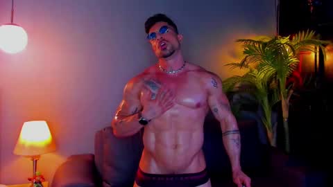 dennis_cox_ online show from October 2025 10:54:02 PM