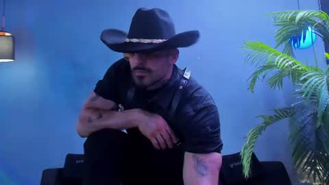 Snapshot of dennis_cox_ chatting on July 2026 12:26:02 AM dennis_cox_ online show from July 2026 12:26:02 AM