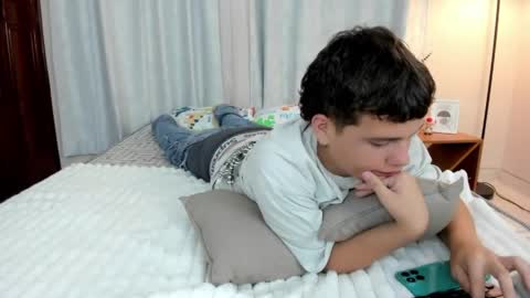 Dennis online show from April 2026 08:10:01 PM