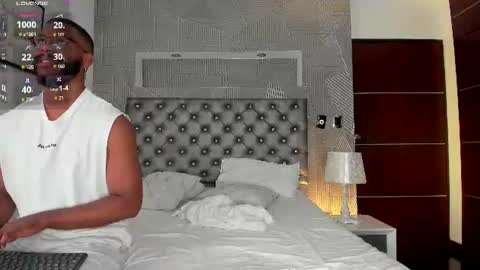Snapshot of dereckandjake chatting on July 2026 11:47:02 AM Dereck and Jake online show from July 2026 11:47:02 AM