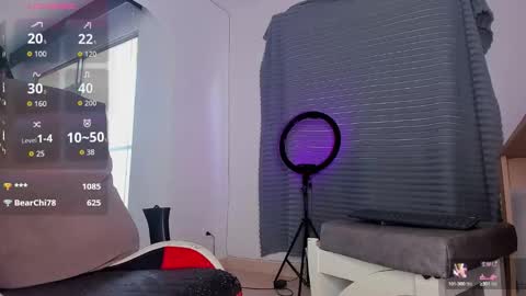 Snapshot of dereckhardd chatting on September 2025 06:02:02 PM dereckhardd online show from September 2025 06:02:02 PM