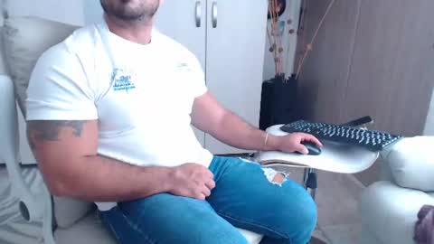 Derek online show from June 2026 05:05:01 PM