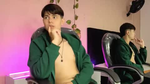 derek_sinn online show from February 2026 05:52:01 PM