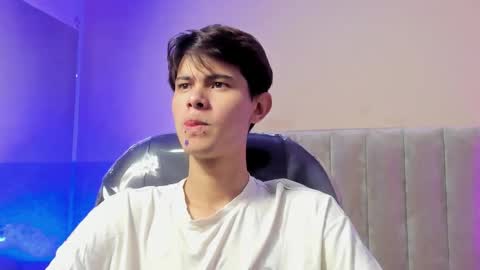 derek_sinn online show from March 2026 12:32:01 PM