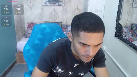 Snapshot of derek_storm_ chatting on November 2025 10:36:02 AM D E R E K online show from November 2025 10:36:02 AM