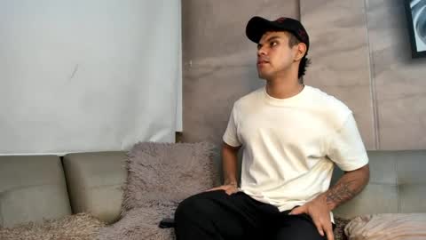 derek_voss online show from April 2026 03:55:01 AM