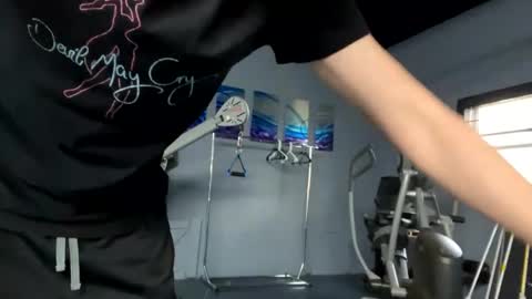 derekdings online show from January 2025 01:03:01 PM