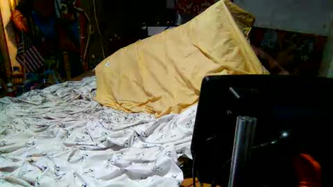 derick1961 online show from February 2026 09:02:02 AM