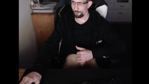 dermattes online show from April 2026 03:49:02 PM