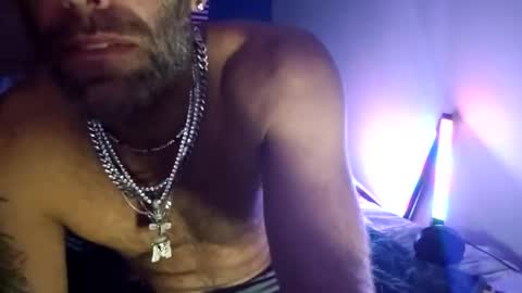 Snapshot of desertan20 chatting on November 2025 01:52:02 AM Tall and Handsome online show from November 2025 01:52:02 AM