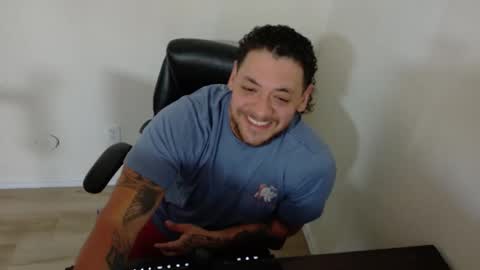 Snapshot of desertdude197 chatting on February 2026 08:18:01 PM desertdude197 online show from February 2026 08:18:01 PM