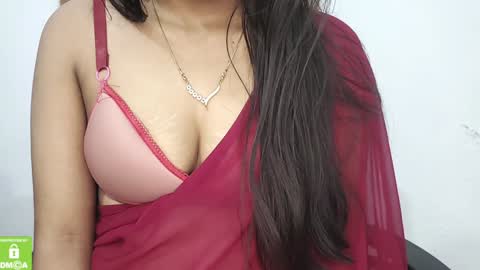 Snapshot of desicoupleshow chatting on January 2025 12:35:01 PM Eva and Adam online show from January 2025 12:35:01 PM