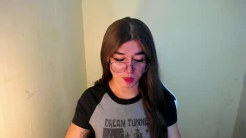 LORINE online show from February 2025 08:54:01 AM