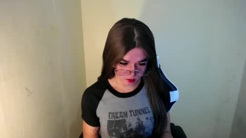 LORINE online show from February 2025 01:36:01 AM