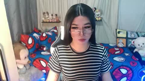 LORINE online show from October 2025 05:57:02 PM