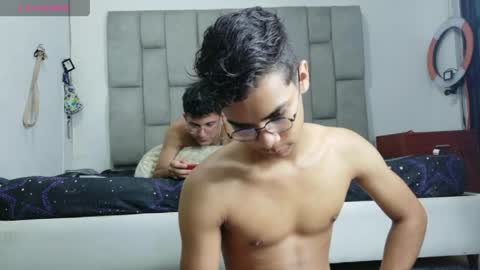 Snapshot of desire4duo chatting on May 2026 08:41:02 AM desire4duo online show from May 2026 08:41:02 AM