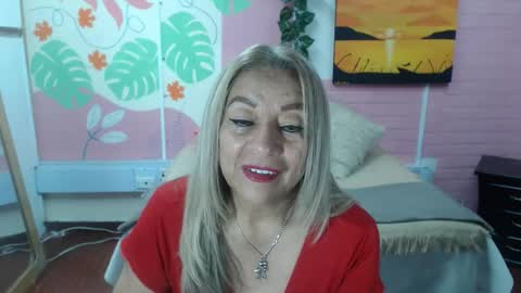 Snapshot of desire_latin chatting on November 2025 04:31:02 PM VALERIA online show from November 2025 04:31:02 PM