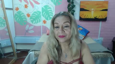 Snapshot of desire_latin chatting on December 2025 04:36:02 PM VALERIA online show from December 2025 04:36:02 PM