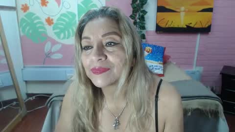 Snapshot of desire_latin chatting on January 2026 03:50:02 PM VALERIA online show from January 2026 03:50:02 PM