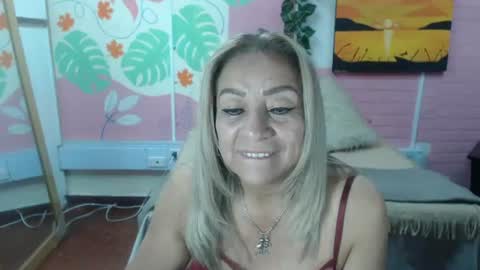 Snapshot of desire_latin chatting on July 2026 04:43:02 PM VALERIA online show from July 2026 04:43:02 PM