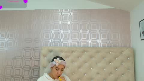 Sara Desire online show from January 2025 12:28:02 PM