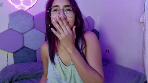 TORI AND MR. BEAR online show from February 2025 09:38:01 PM