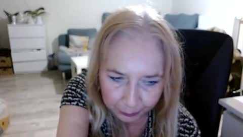 S O F I A online show from December 2024 05:51:02 PM