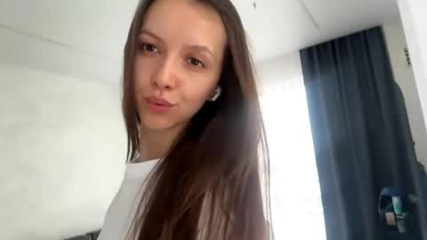 Snapshot of desirewingard chatting on April 2026 02:39:01 AM Ksenia online show from April 2026 02:39:01 AM