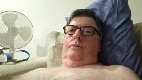 Desmon1958 online show from March 2026 07:19:01 PM