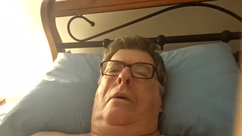 Desmon1958 online show from April 2026 07:07:01 PM