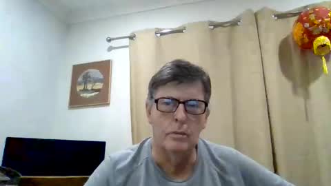 Desmon1958 online show from April 2026 11:39:02 AM