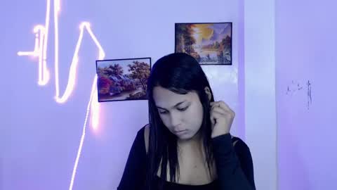Snapshot of dess_morena chatting on July 2026 08:38:01 AM Dess online show from July 2026 08:38:01 AM