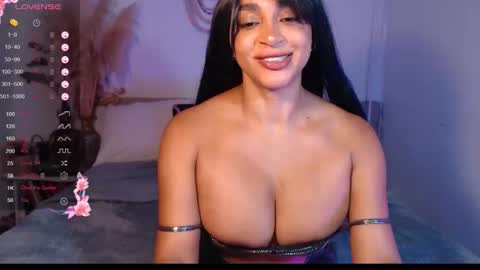 Snapshot of destinnemil chatting on April 2026 01:24:02 PM Destinne Mill online show from April 2026 01:24:02 PM