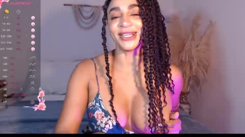 Snapshot of destinnemil chatting on May 2026 10:33:02 AM Destinne Mill online show from May 2026 10:33:02 AM