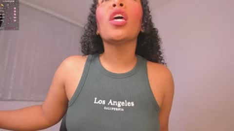 desty_y online show from July 2026 02:04:02 PM