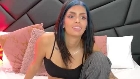 DEUX online show from March 2026 09:48:01 AM