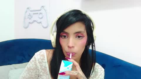 DEUX online show from August 2026 12:54:01 AM