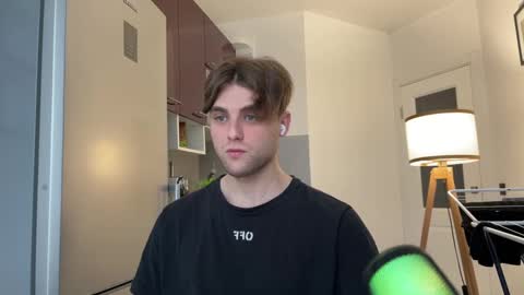 devilnut1 online show from February 2025 01:37:02 PM