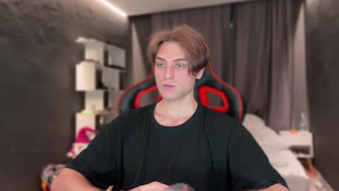 devilnut1 online show from November 2025 06:33:01 AM