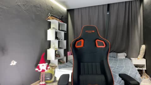 devilnut1 online show from November 2025 09:01:01 AM